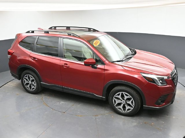 Used 2023 Subaru Forester Premium AWD/4WD image 43