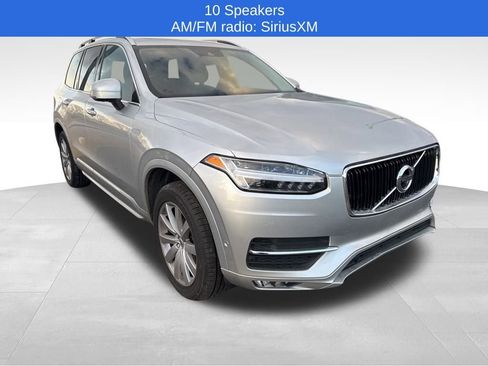Used 2017 Volvo XC90 T6 Momentum w/ Vision Package image 5