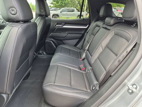 New 2026 GMC Terrain Elevation w/ Elevation Premium Package FWD image 34