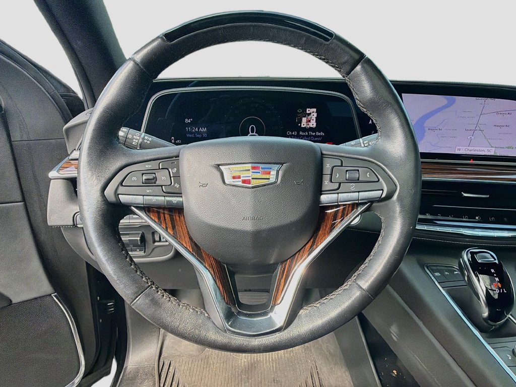 Used 2023 Cadillac Escalade Premium Luxury w/ Performance Package AWD/4WD image 11