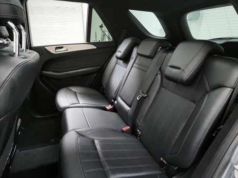 Used 2017 Mercedes-Benz GLE 43 AMG 4MATIC image 25