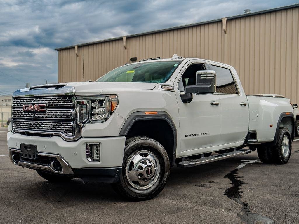 Used 2021 GMC Sierra 3500 Denali w/ Denali Ultimate Package AWD/4WD image 6
