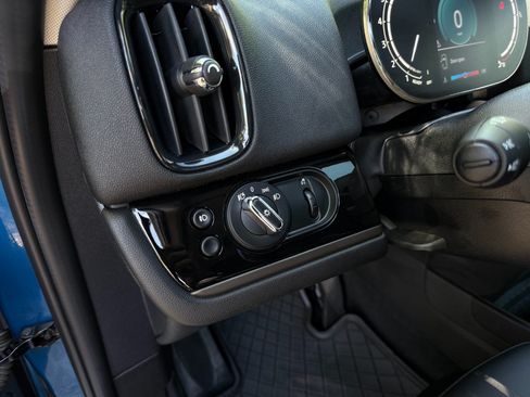Used 2024 MINI Cooper Countryman S FWD image 9