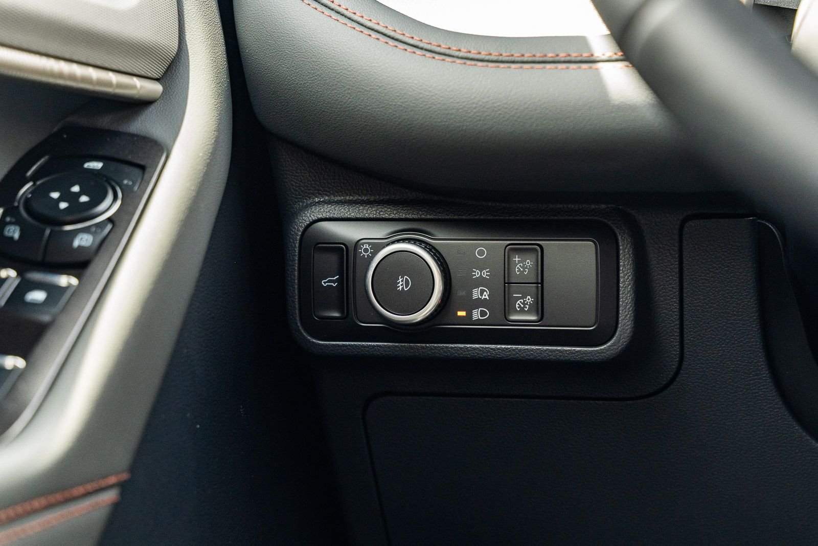 New 2026 Ford Explorer Active w/ Active Comfort Package RWD image 22