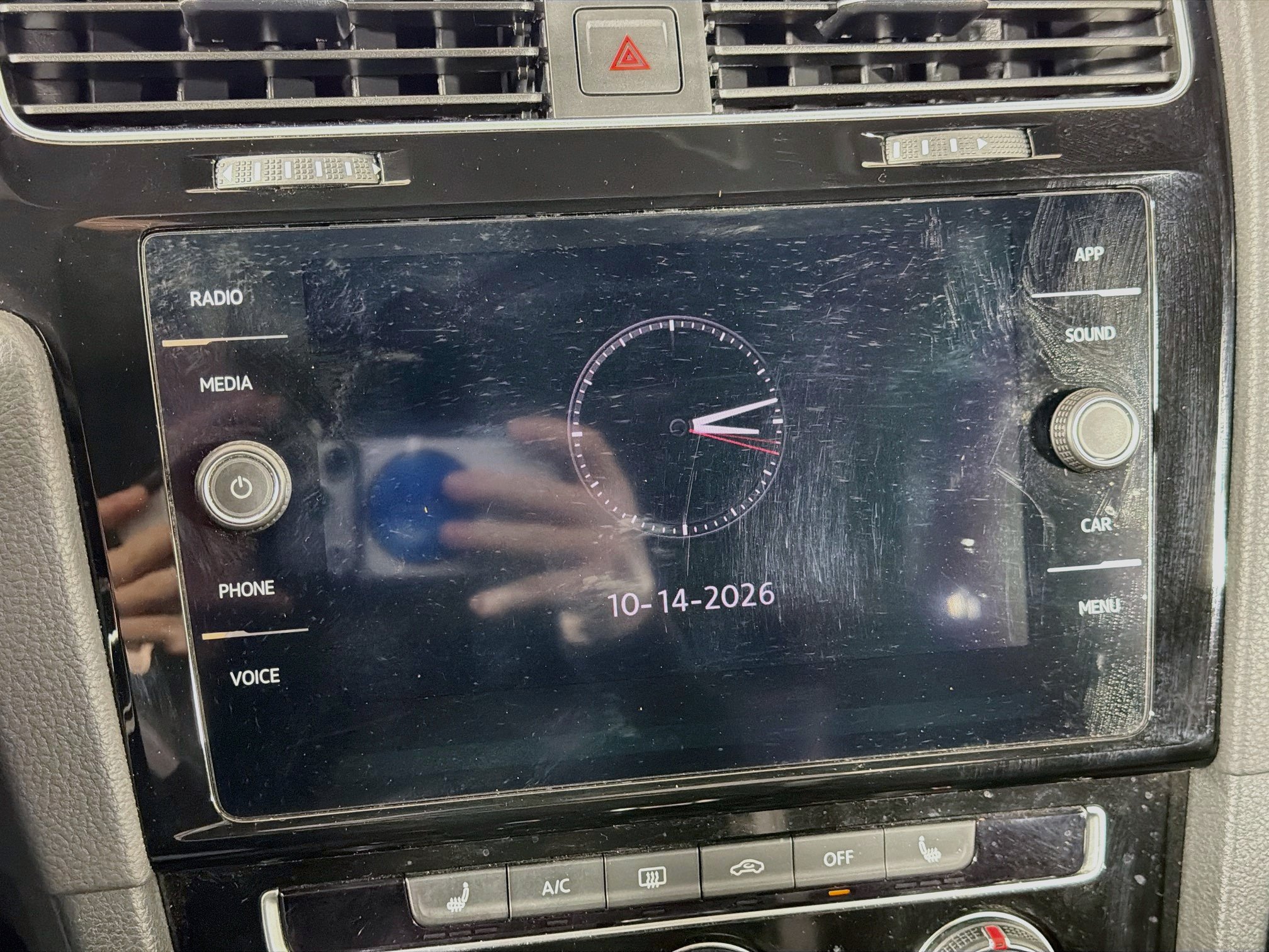 Used 2019 Volkswagen GTI SE FWD image 21