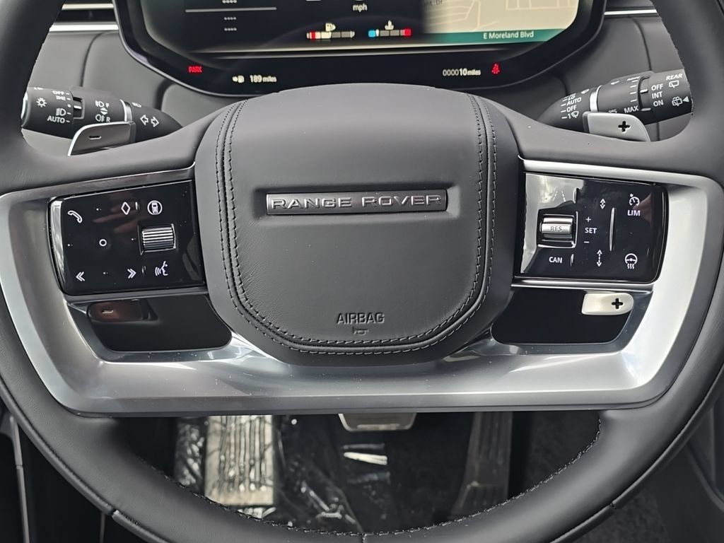 Certified 2026 Land Rover Range Rover SE AWD/4WD image 15