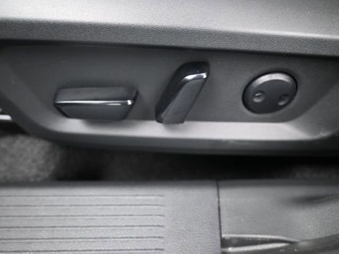 New 2026 Nissan Rogue SV image 33