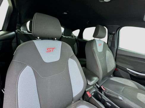 Used 2016 Ford Focus ST FWD image 18