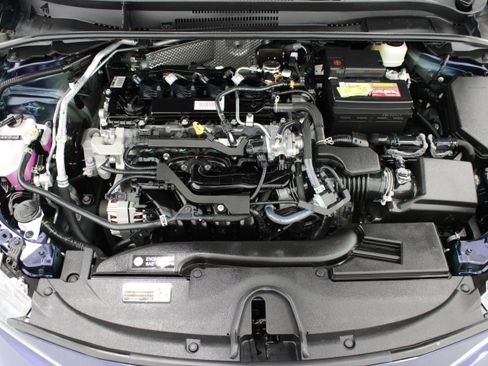 Used 2025 Toyota Corolla LE FWD image 33