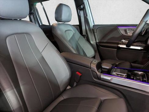 Certified 2023 Mercedes-Benz GLB 250 4MATIC image 19