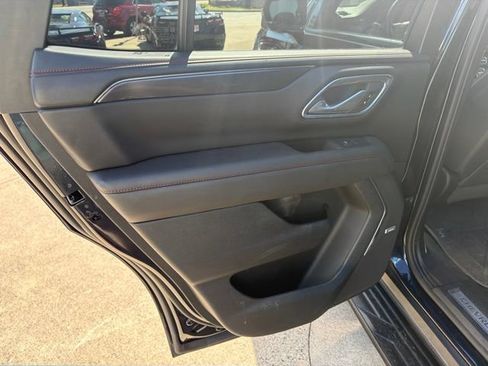 Used 2024 Chevrolet Tahoe RST w/ Luxury Package AWD/4WD image 32