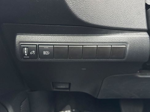 Used 2023 Toyota Corolla LE FWD image 29