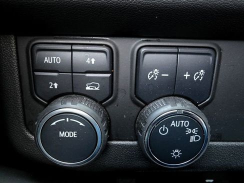 Used 2022 Chevrolet Tahoe RST w/ Luxury Package image 29