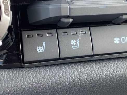 New 2026 Toyota Tundra Limited image 21