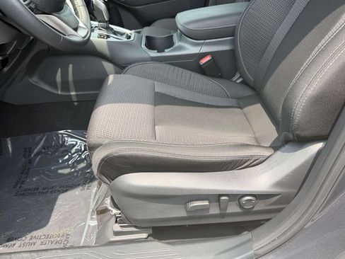 Certified 2025 Subaru Outback Premium AWD/4WD image 17