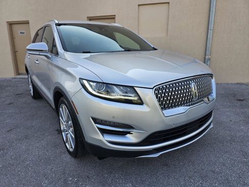 Used 2019 Lincoln MKC Reserve w/ MKC Technology Package FWD image 16