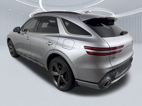 Used 2024 Genesis GV70 3.5T Sport w/ Sport Prestige Package image 6