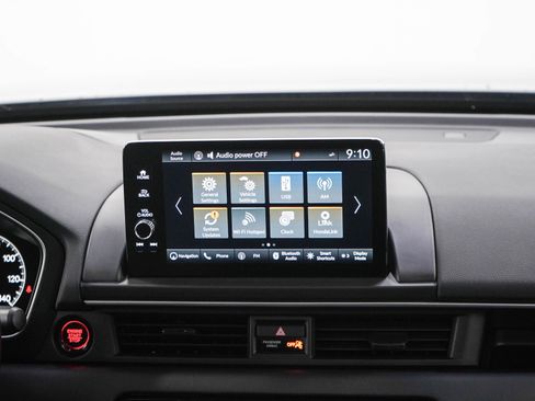 Used 2025 Honda Pilot Touring image 15