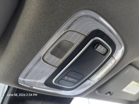 Used 2024 Hyundai Elantra SE FWD image 29