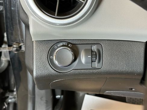 Used 2019 Chevrolet Sonic LT FWD image 18