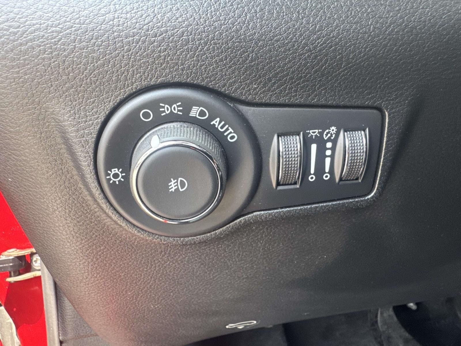 Used 2025 Jeep Compass Limited w/ Elite Group AWD/4WD image 20
