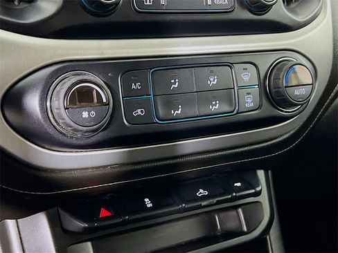 Used 2022 GMC Canyon Elevation w/ Trailering Package image 7