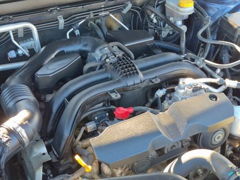 Used 2017 Subaru Outback 2.5i Limited image 24