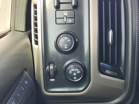 Used 2016 GMC Sierra 3500 Denali w/ Duramax Plus Package image 20