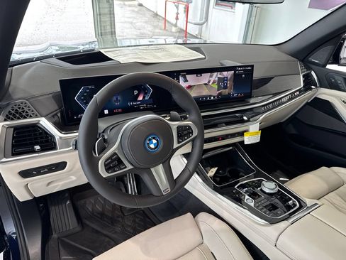 New 2026 BMW X5 xDrive50e w/ Executive Package AWD/4WD image 17
