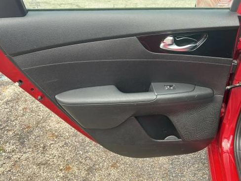 Used 2021 Kia Forte EX FWD image 12