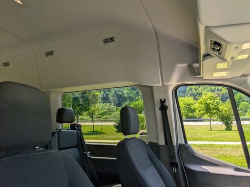 Used 2023 Ford Transit 350 XL RWD image 17