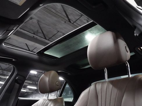 Used 2018 Mercedes-Benz E 300 w/ Premium 2 Package (Q02) image 14