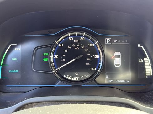 Used 2018 Hyundai Ioniq Blue image 16