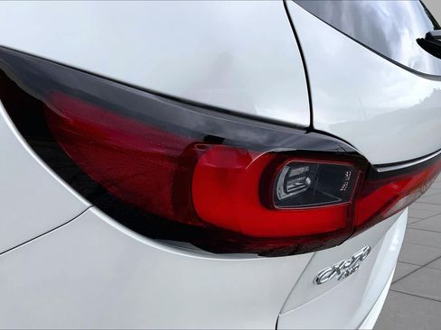 Certified 2025 MAZDA CX-70 Plug-In Hybrid w/ Premium Pkg AWD/4WD image 28