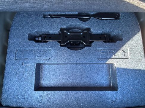 Used 2024 Nissan Altima 2.5 SV image 25