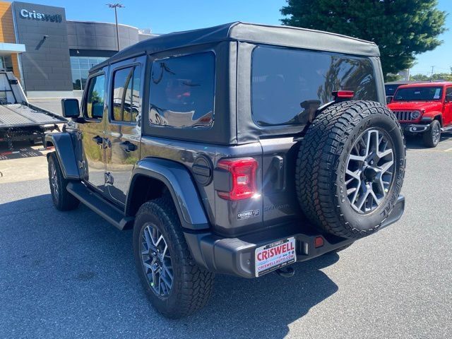 New 2025 Jeep Wrangler Unlimited Sahara AWD/4WD image 5