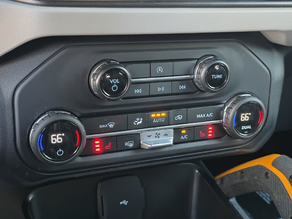 Used 2023 Ford Bronco Badlands AWD/4WD image 25