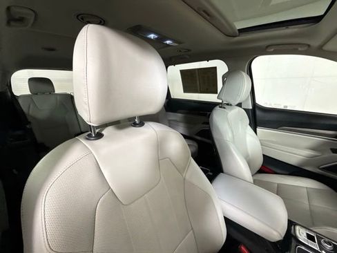 Used 2022 Kia Telluride EX w/ EX Premium Package image 31