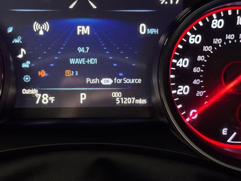 Used 2022 Toyota Camry XSE FWD image 33