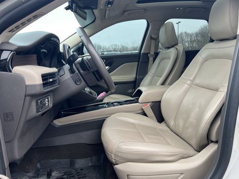 Used 2021 Lincoln Corsair Reserve w/ Equipment Group 201A image 23