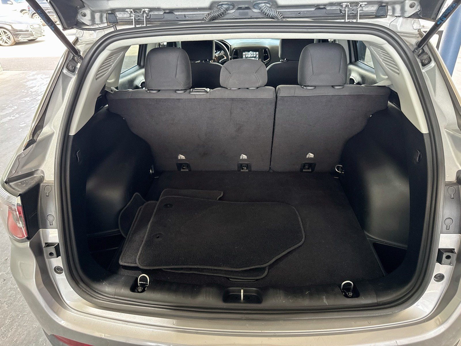 Used 2020 Jeep Compass Sport FWD image 15