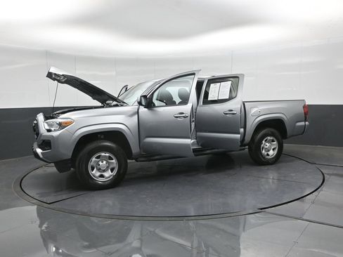 Used 2022 Toyota Tacoma SR image 48