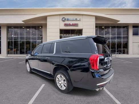 Used 2021 GMC Yukon XL Denali RWD image 10