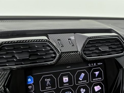 Used 2020 Lamborghini Urus AWD/4WD image 30