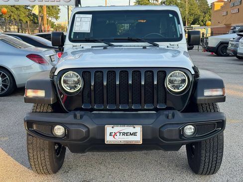 Used 2021 Jeep Wrangler Sport AWD/4WD image 2