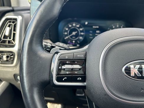Used 2021 Kia Sorento SX Prestige image 17