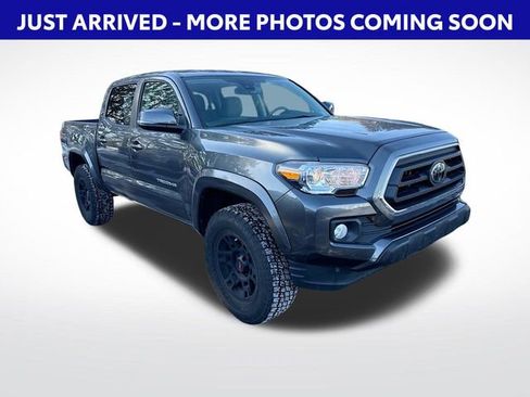 Used 2022 Toyota Tacoma SR5 image 1