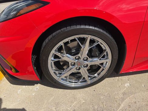 Used 2020 Chevrolet Corvette Stingray Preferred Cpe w/ 2LT Preferred Equipment Group image 5