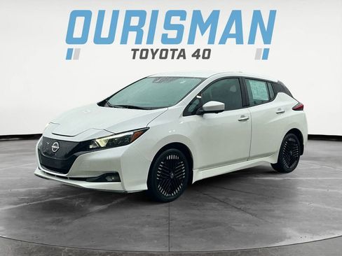 Used 2023 Nissan Leaf SV Plus image 2