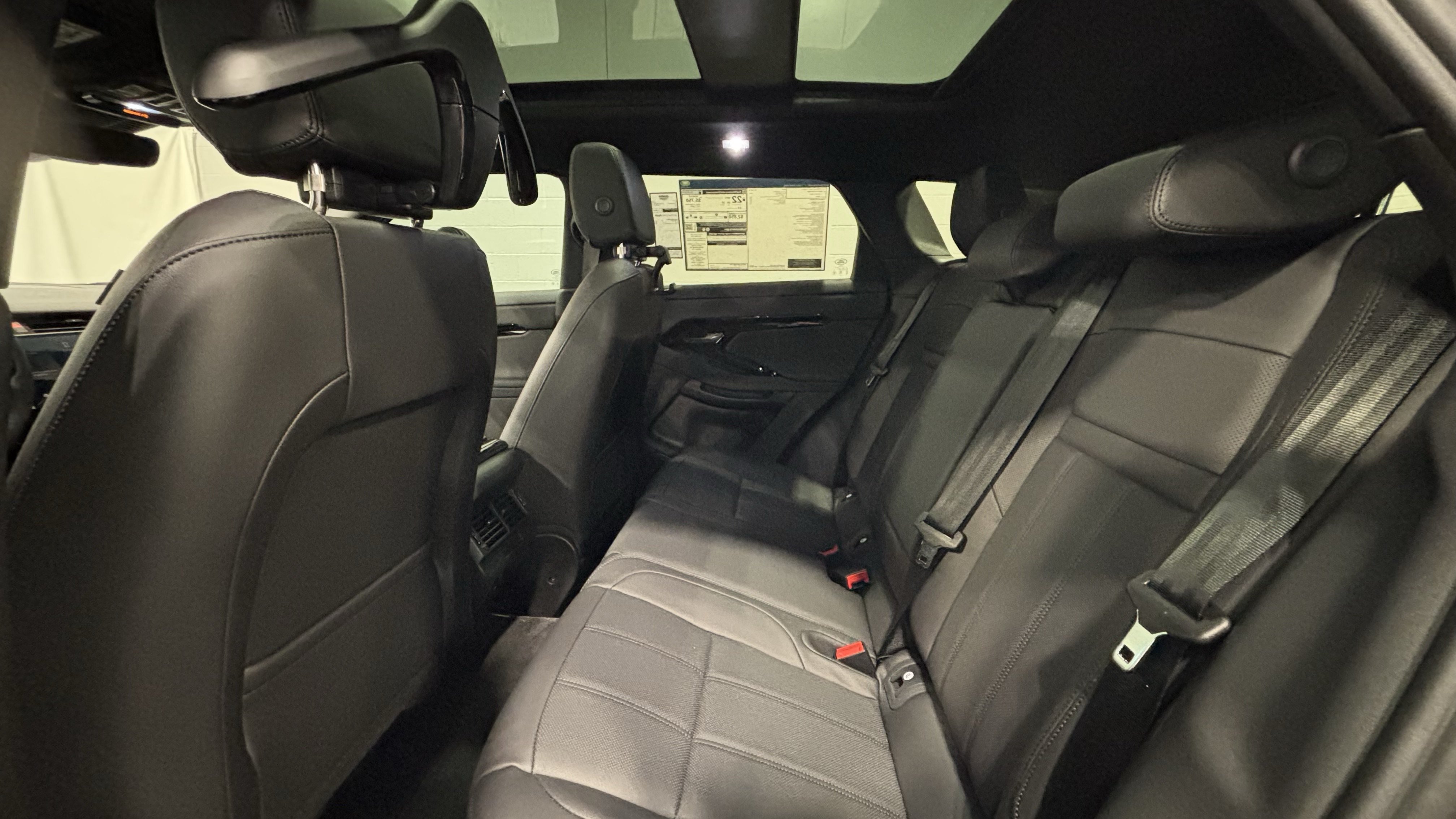 New 2026 Land Rover Range Rover Evoque S AWD/4WD image 6